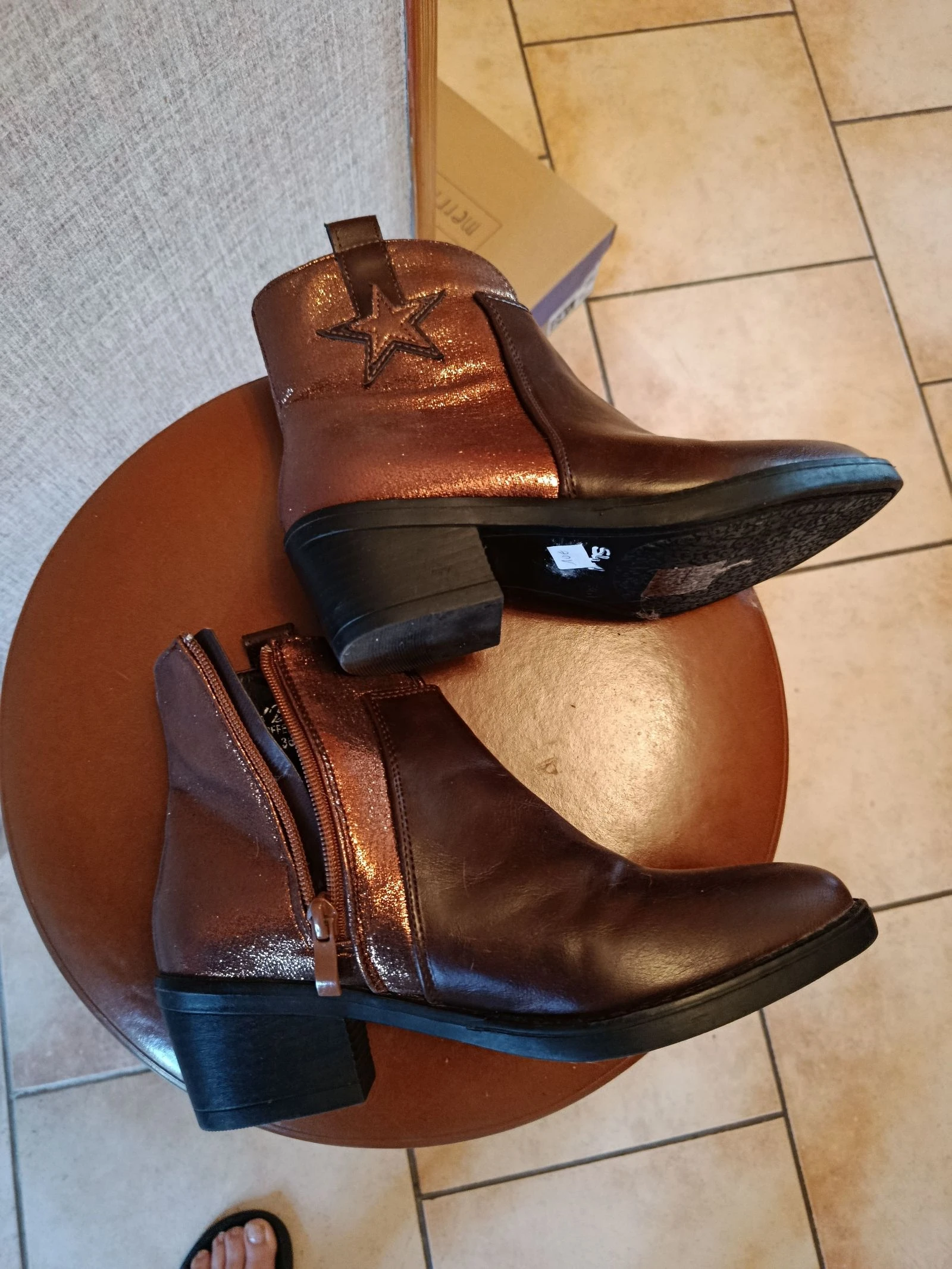 Bottines à petits talons  – photo 3